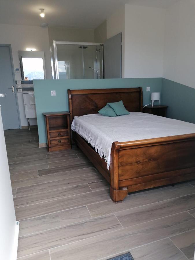 Chambre Vue Lac Av Piscine Prunières Eksteriør billede